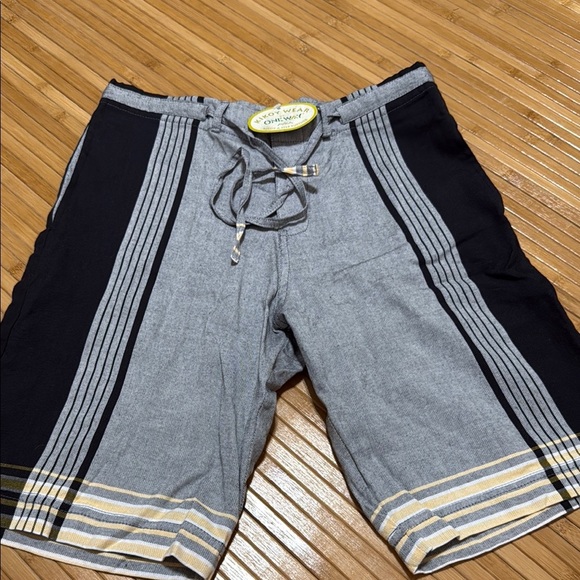 NWT Men's Kikoy Shorts - Picture 1 of 9